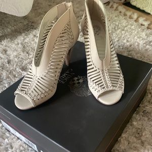 New Vince Camuto Warm White Pamplona Heels